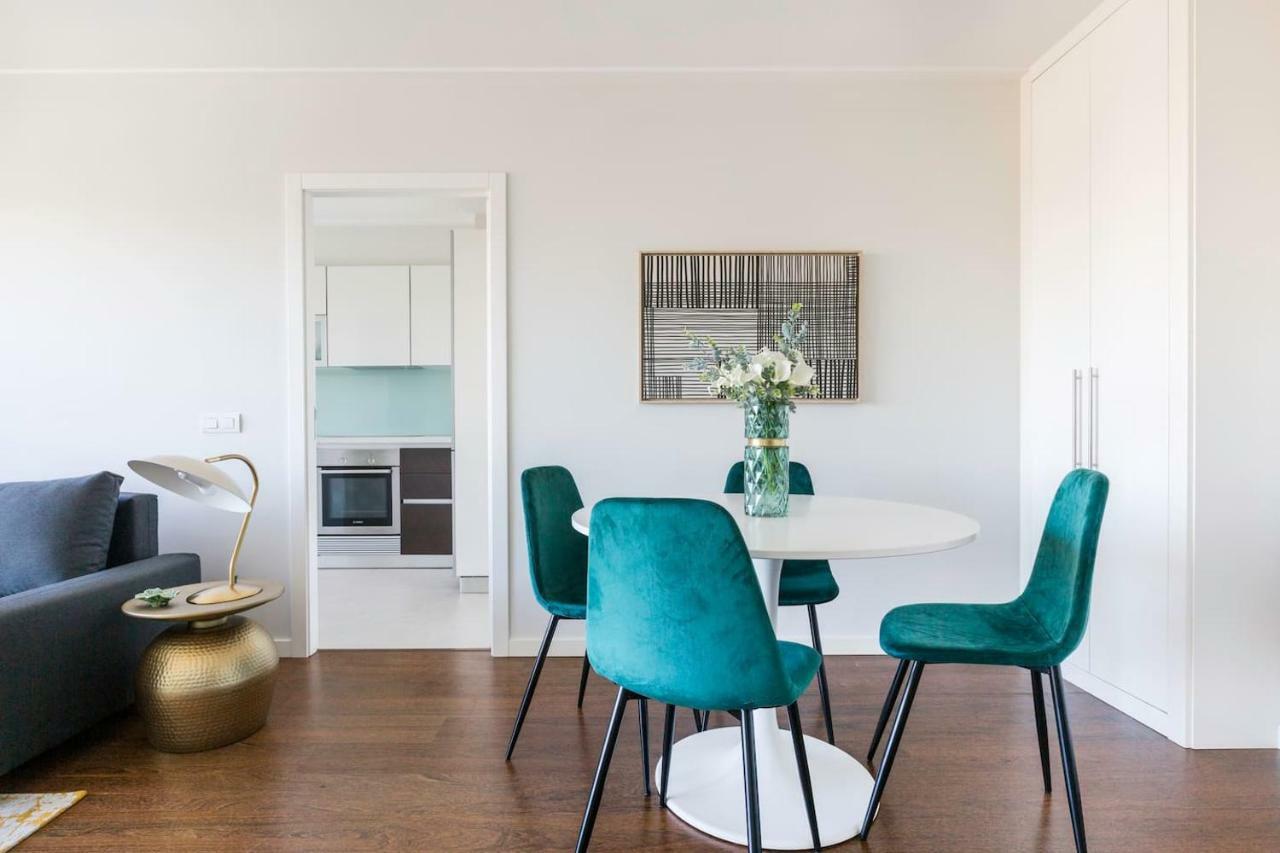 Amazing Flat - Pool And Parking Apartment Lisbon Exterior photo